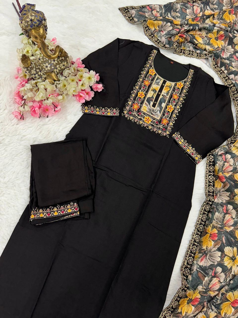 Designer Kurti x Floral Duppata Kurti Set