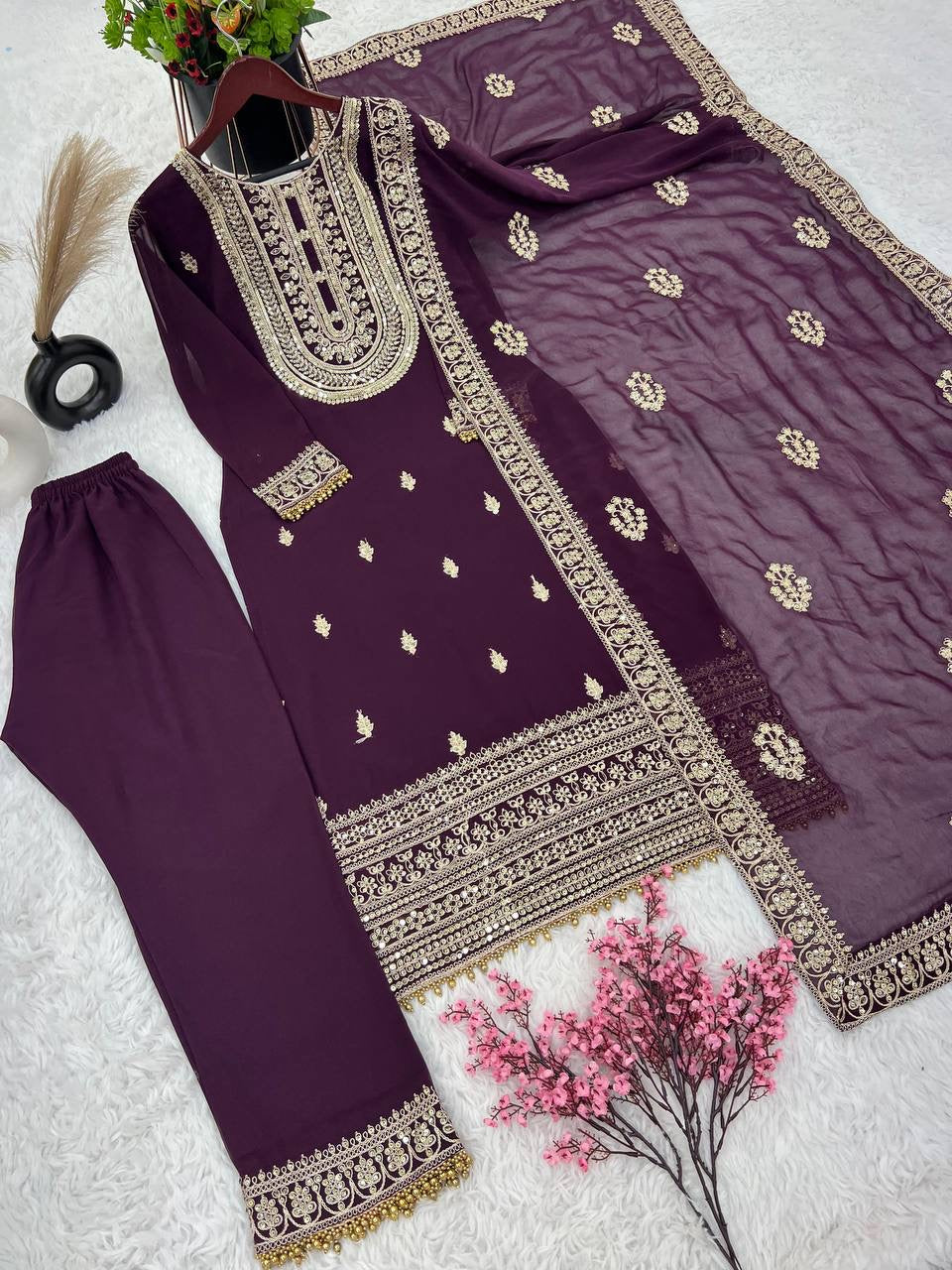 RHEAA - Grand Pakistani Salwar Kameez