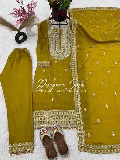 RANIA — Pastel Pakistani Salwar Suit