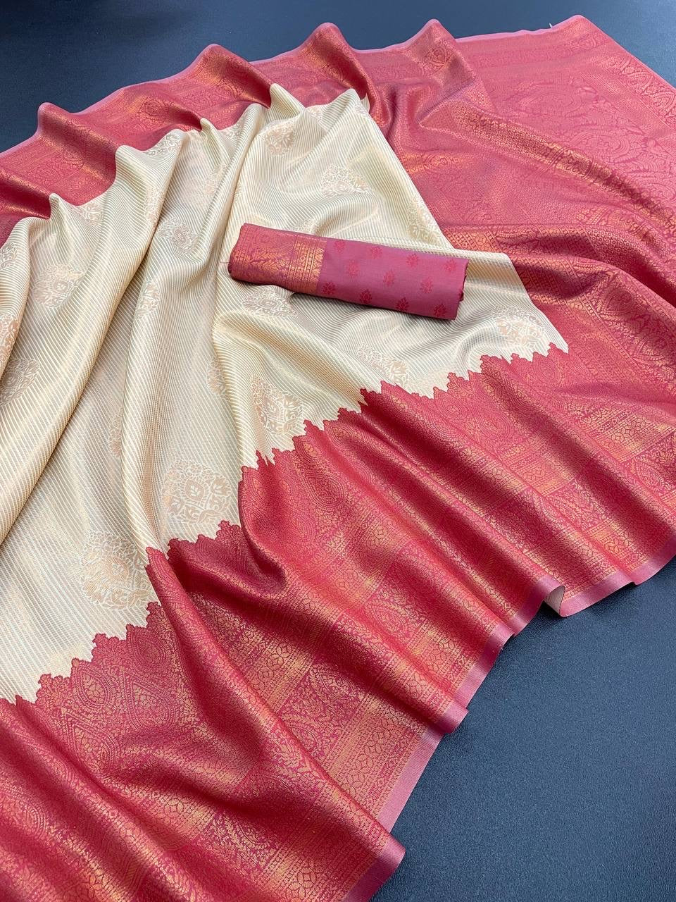 Soft Silk Saree x Contast Border