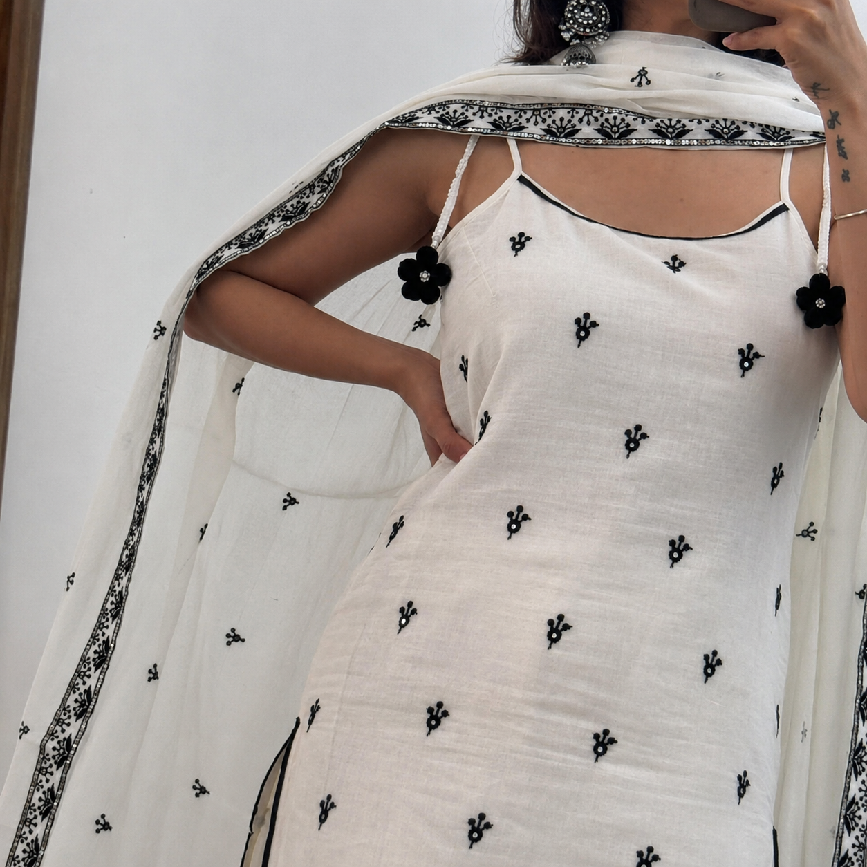 MASKA - Rose Pom Pom Kurti Set