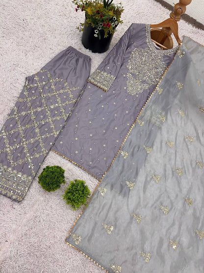 CHANDNI -Lilac French Crepe Premium Pallazo Suit