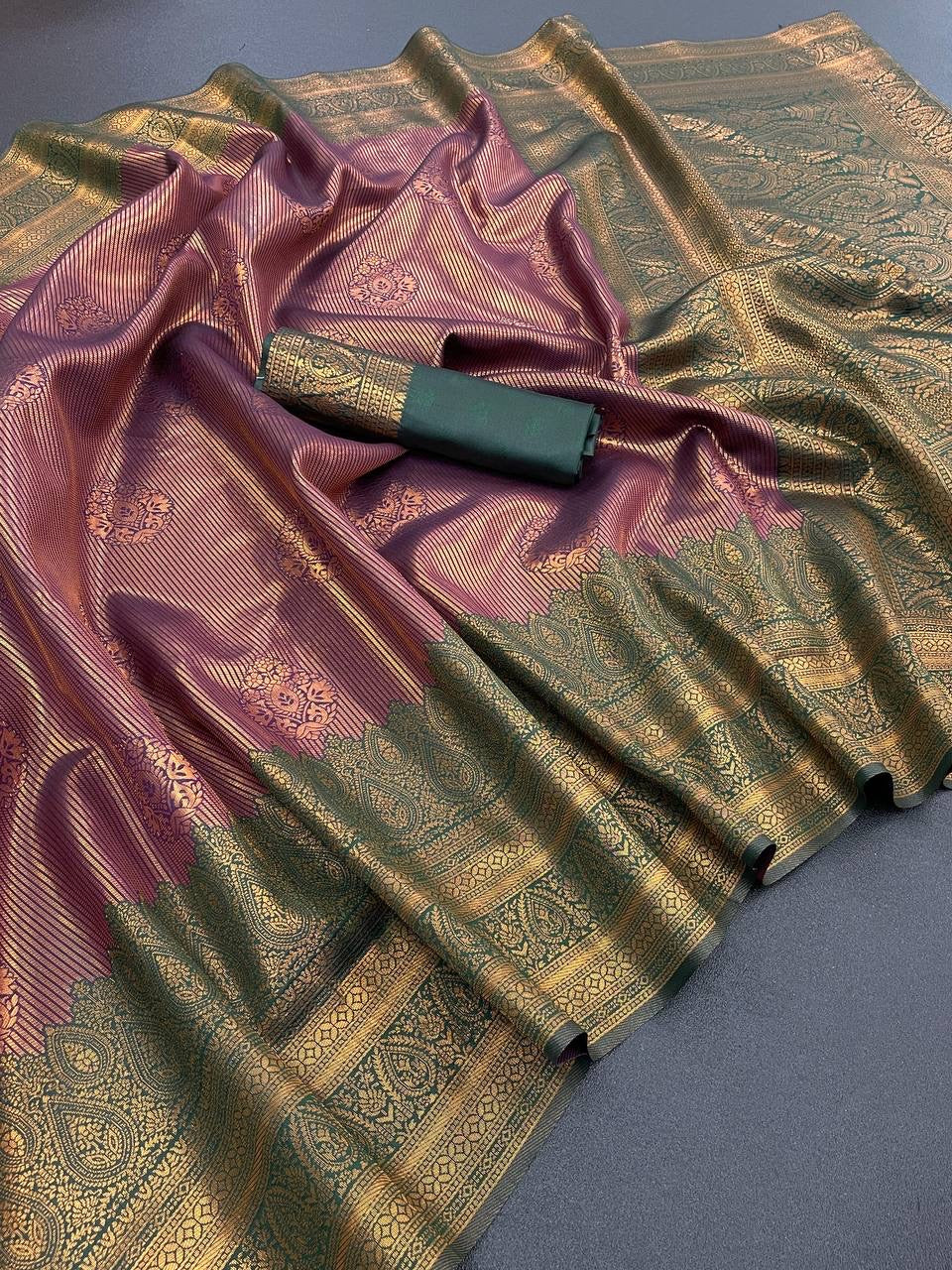 Soft Silk Saree x Contast Border