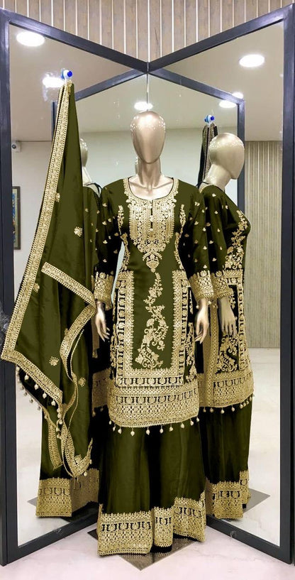 MAHI - Grand Pakistani Salwar Kameez