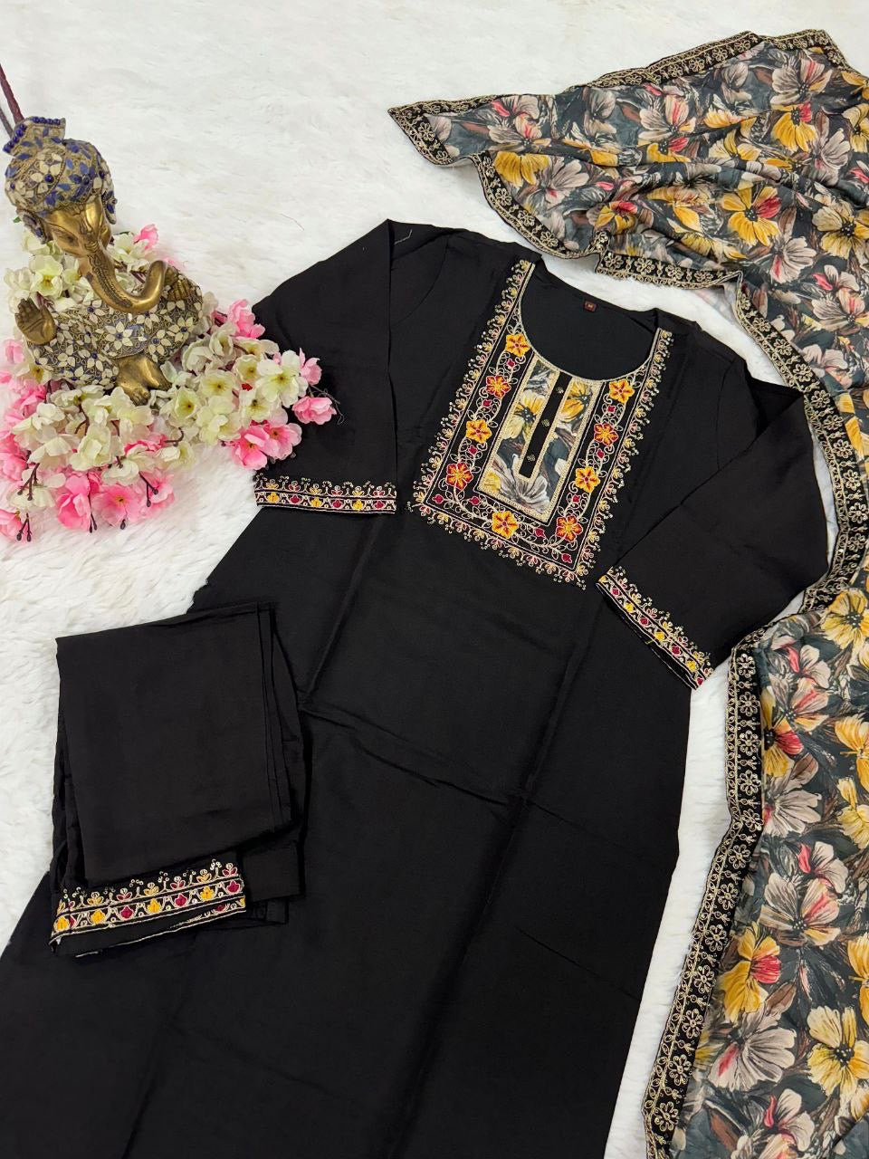 Designer Kurti x Floral Duppata Kurti Set