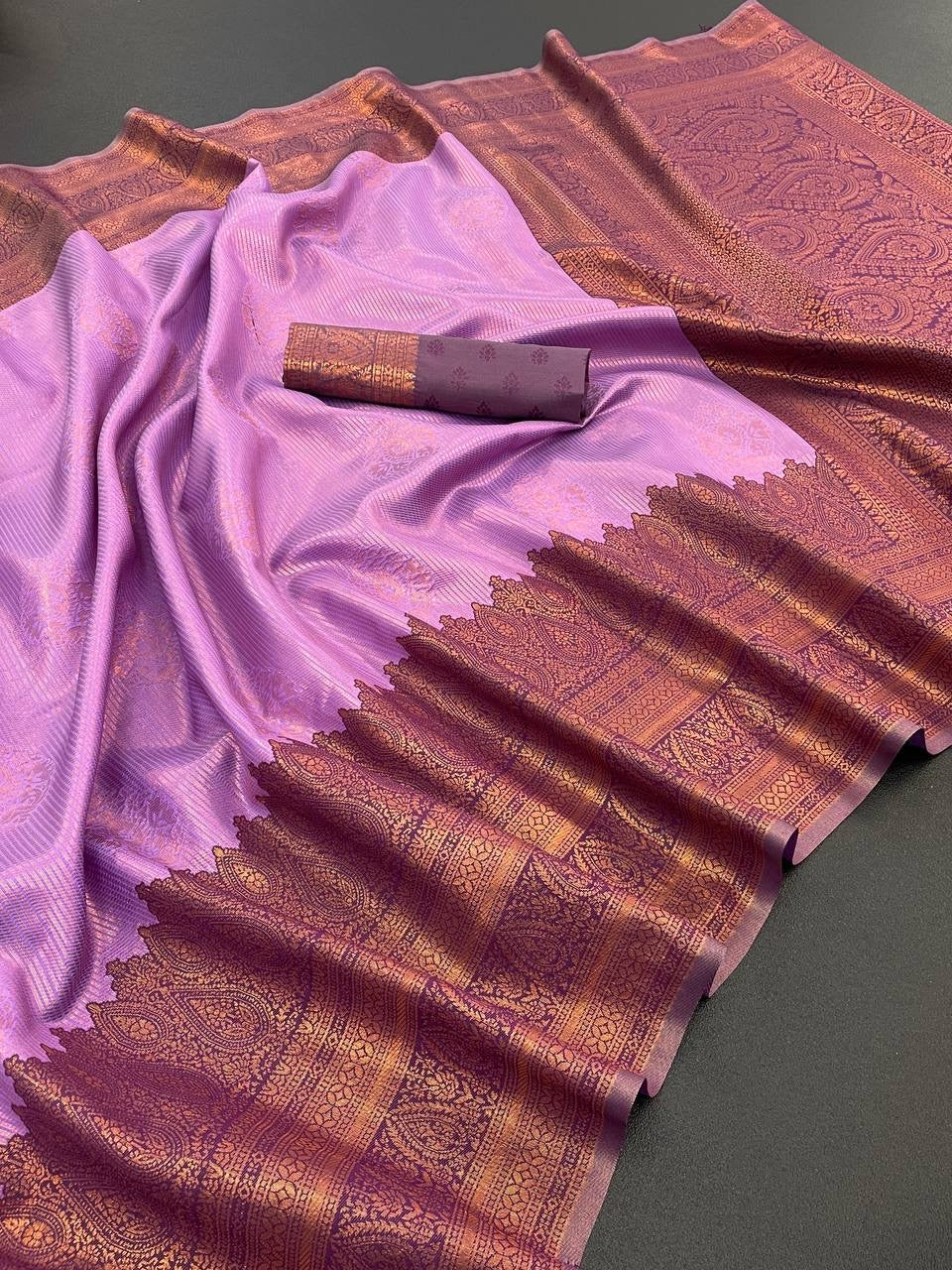 Soft Silk Saree x Contast Border