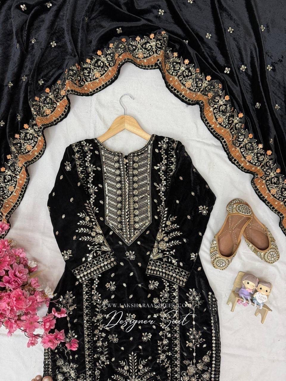 SHRIYA — Pakistani Velvet Suit - Laksharaa Sarees