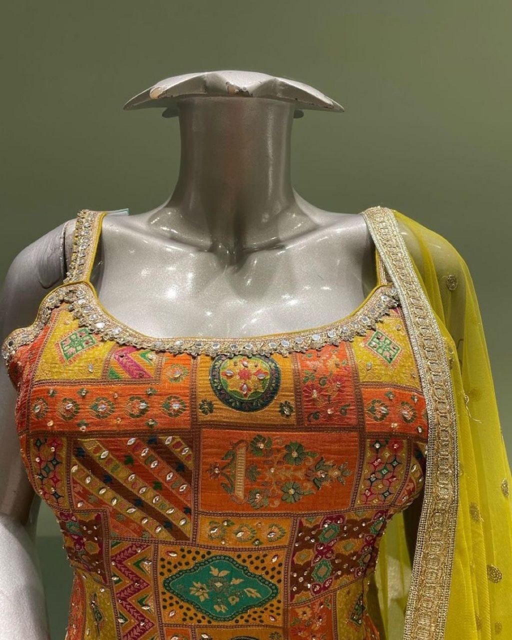 LAIBA — Premium Mirror Work Pallazo Suit