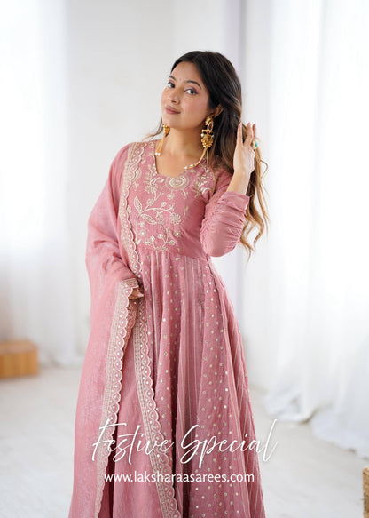 AMELIA — Crunchy Anarkali Suit