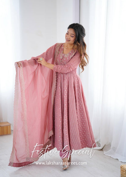 AMELIA — Crunchy Anarkali Suit
