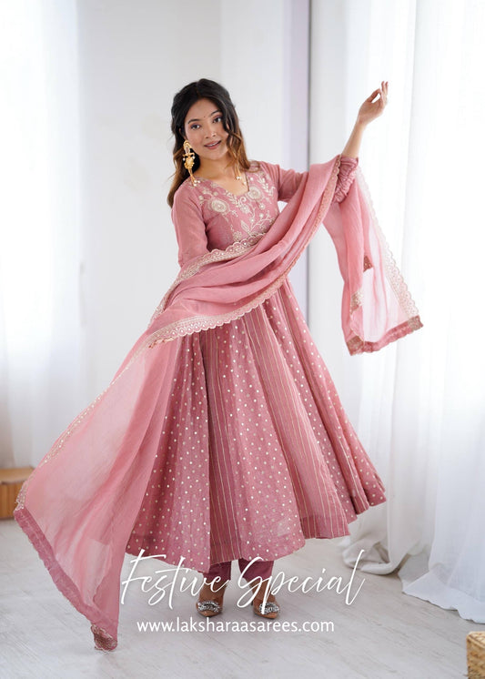 AMELIA — Crunchy Anarkali Suit