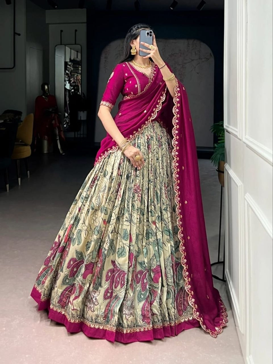 MEERA — Dola Silk Kalamkari Lehenga