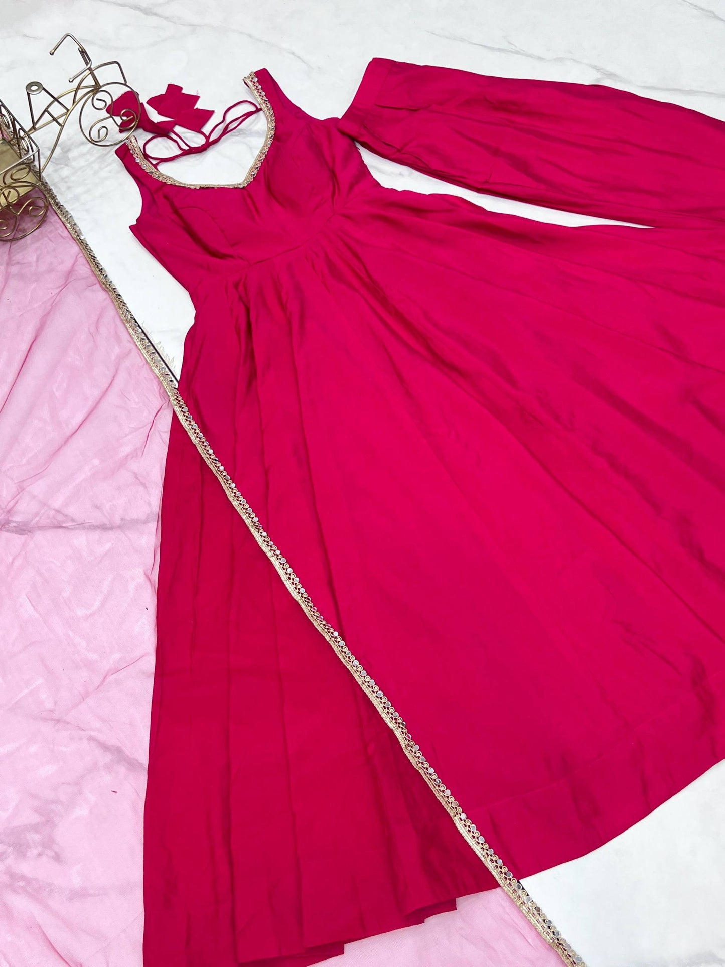 KARINAA - Chanderi Silk Anarkali x Tassel Back Suit