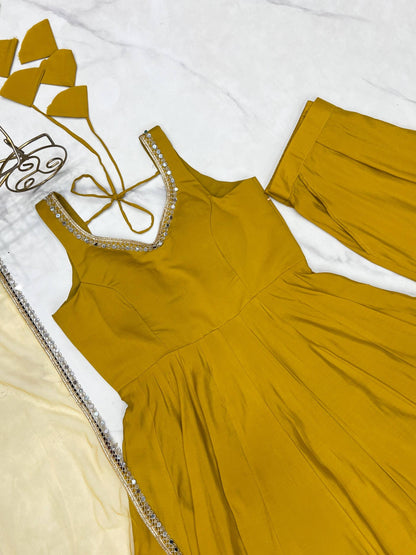 KARINAA - Chanderi Silk Anarkali x Tassel Back Suit