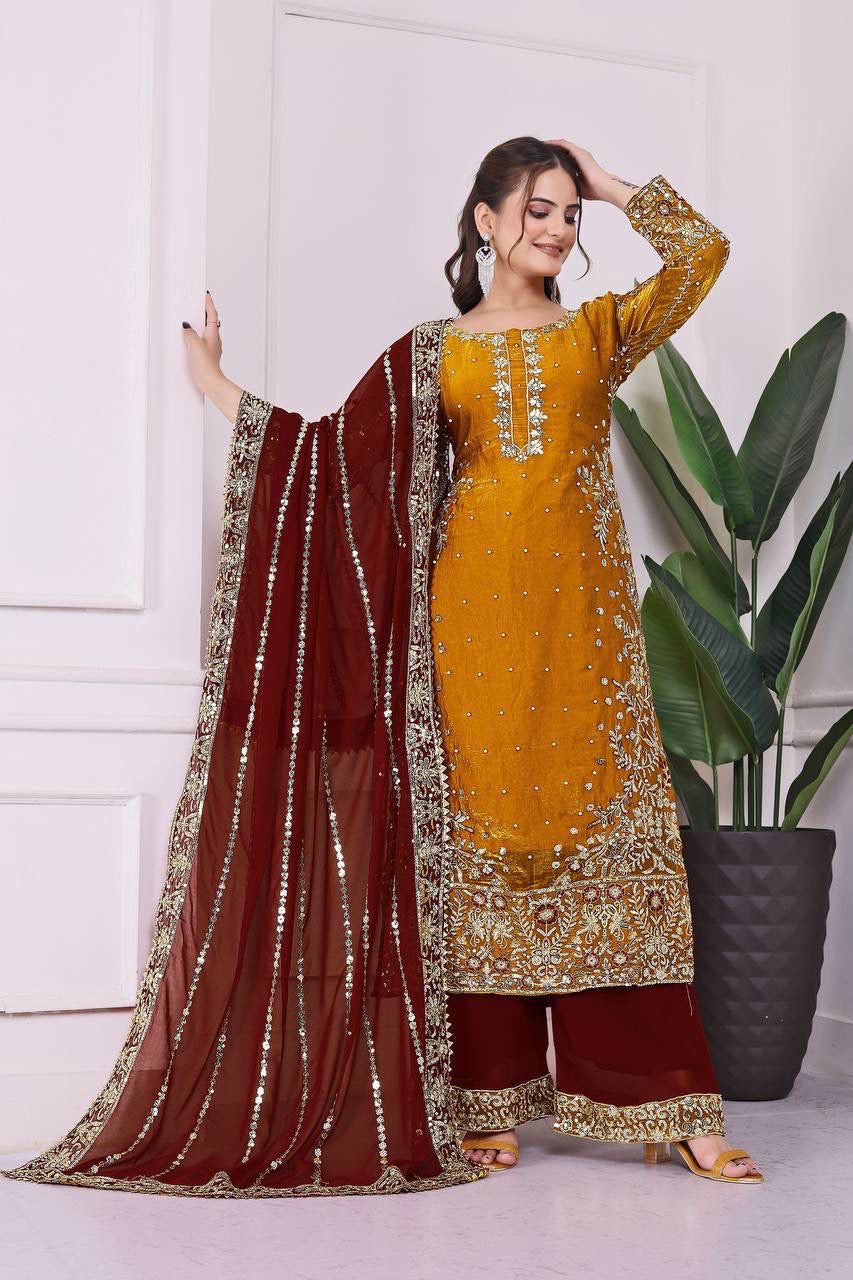 SAYURI — Shimmery Pakistani Suit