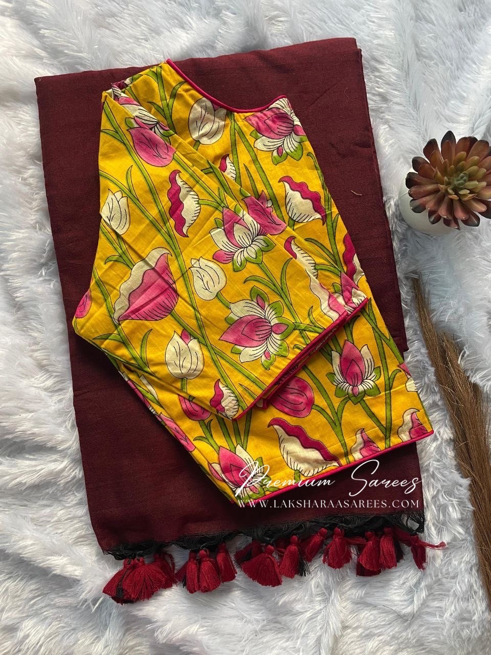 BAVEE — Cute Kadhi Cotton Saree x Stitched Blouse - Laksharaa Sarees