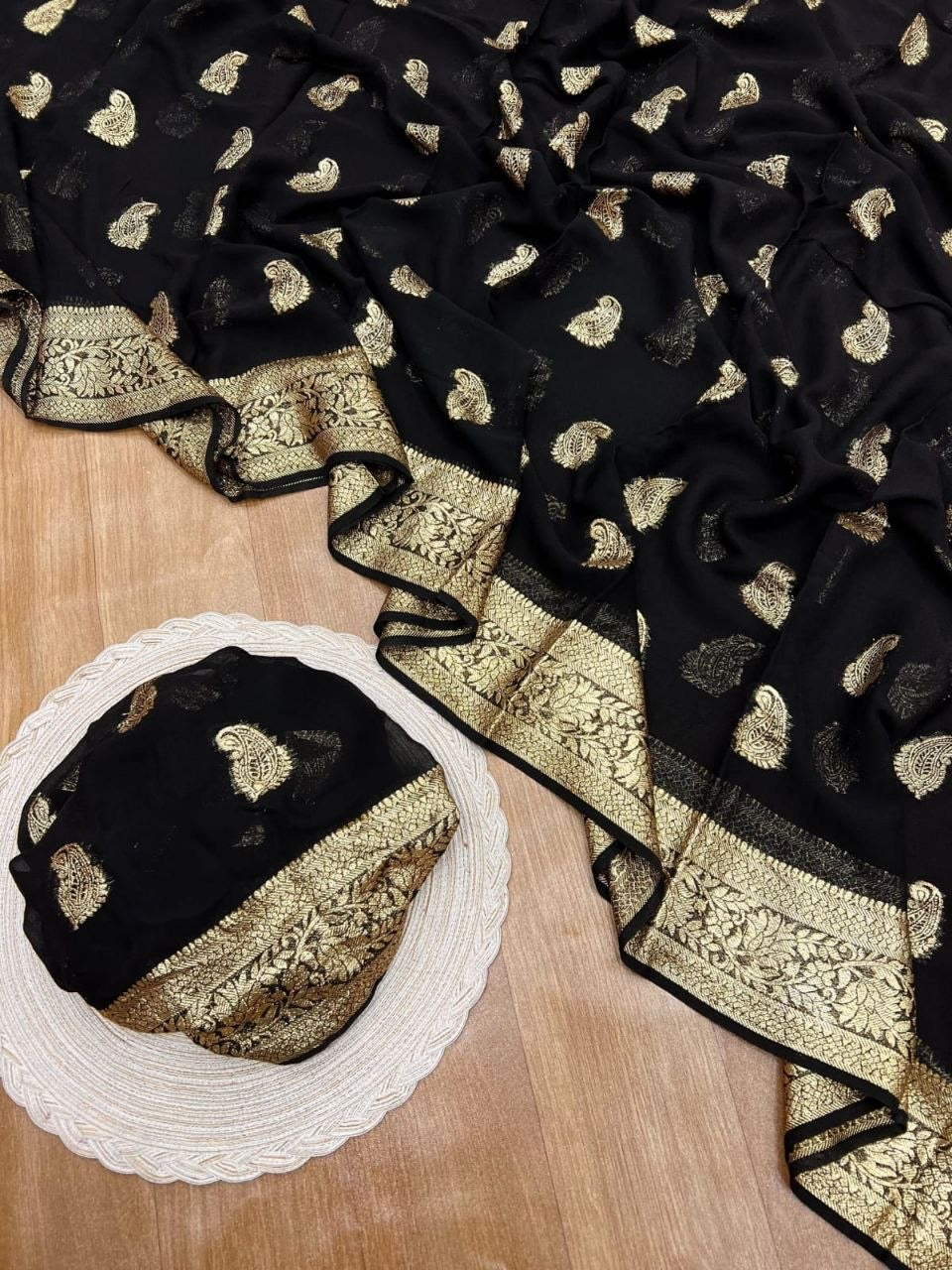 ARIA— Viscose Georgette Saree