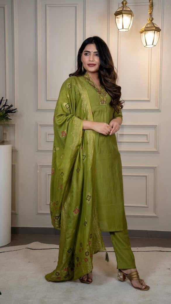 Green Floral Kurti Set