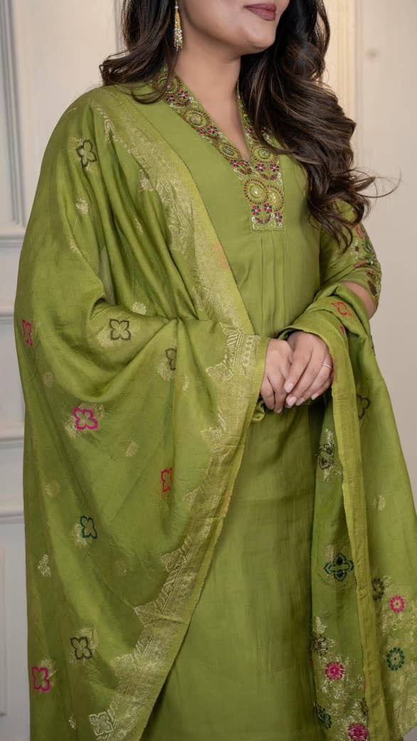 Green Floral Kurti Set