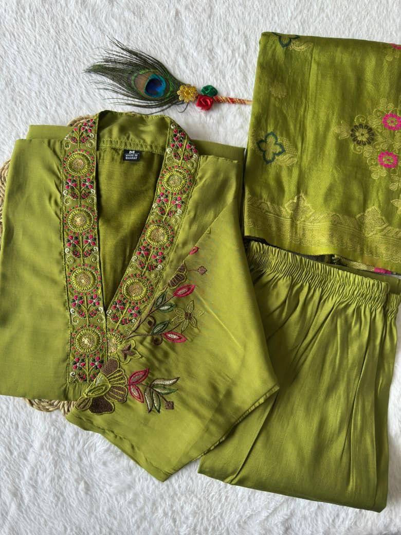 Green Floral Kurti Set