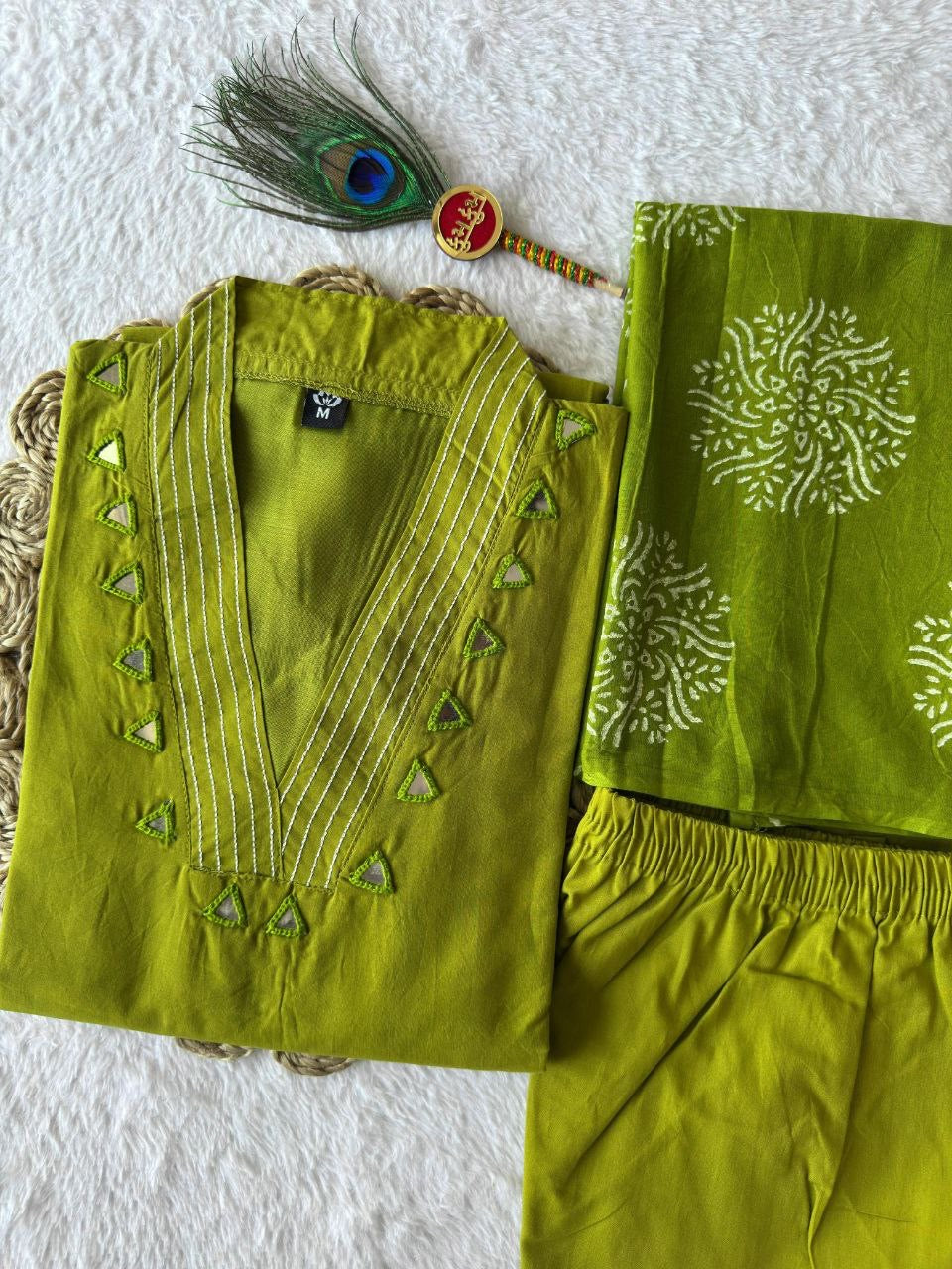 Parrot Green Comfy Kurti Set