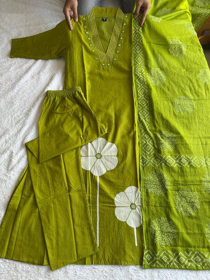 Parrot Green Comfy Kurti Set