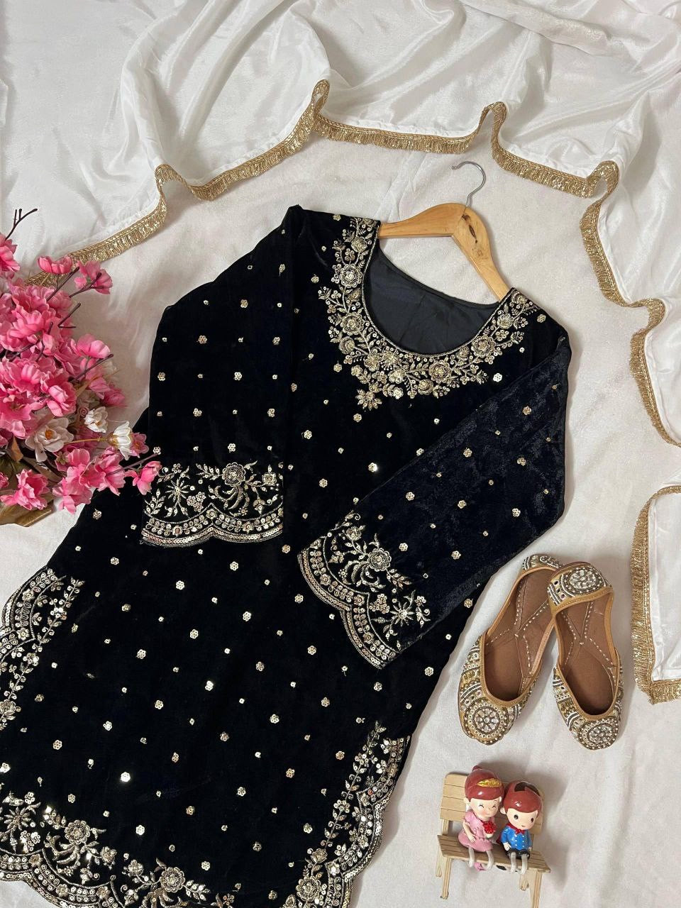 ARMINA — Pakistani Velvet Salwar Suit - Laksharaa Sarees