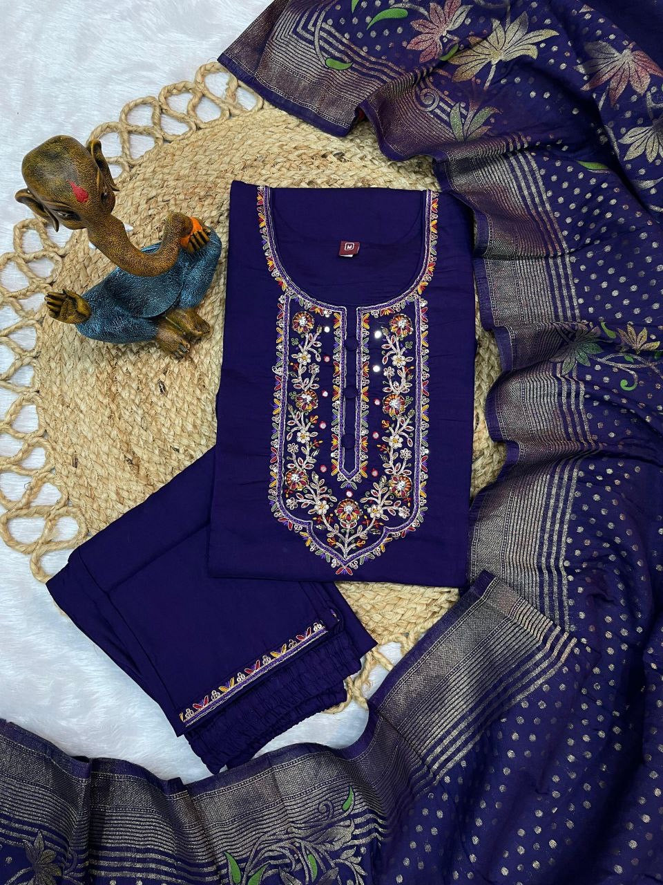 Comfy Kurtis - Laksharaa Sarees