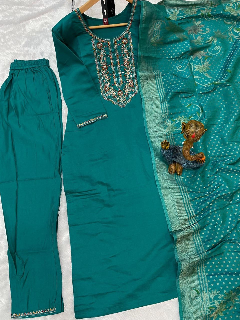 Comfy Kurtis - Laksharaa Sarees