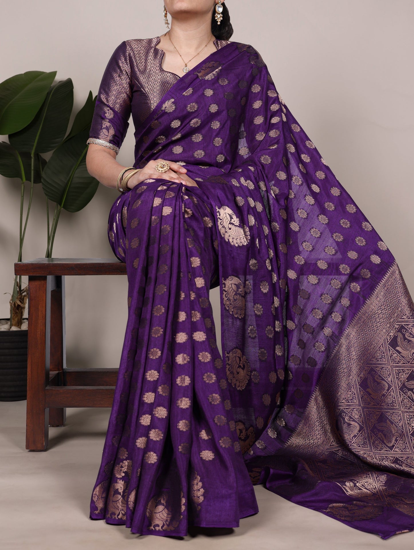 INIYAVAL - Roop Silk Saree