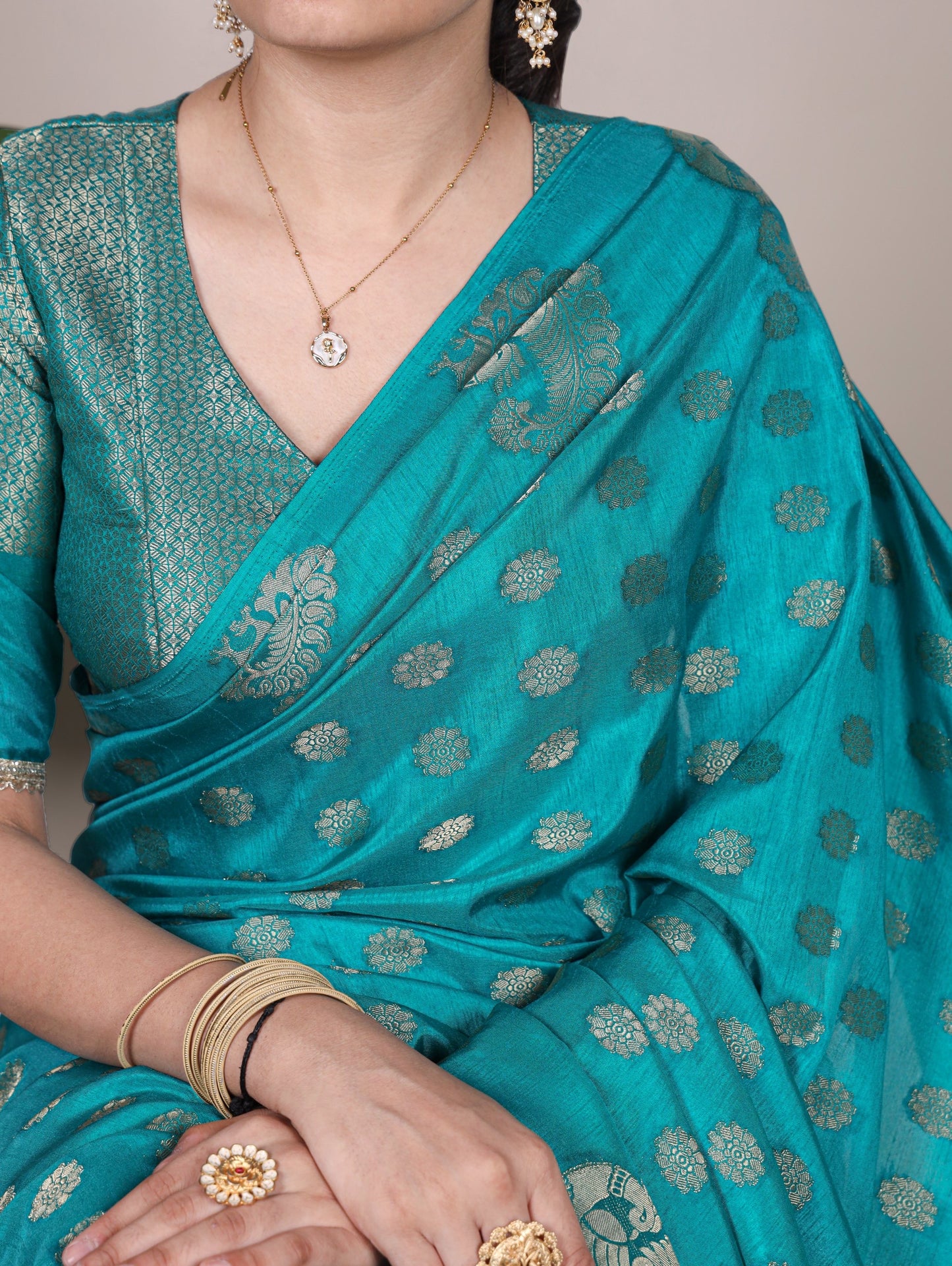 INIYAVAL - Roop Silk Saree