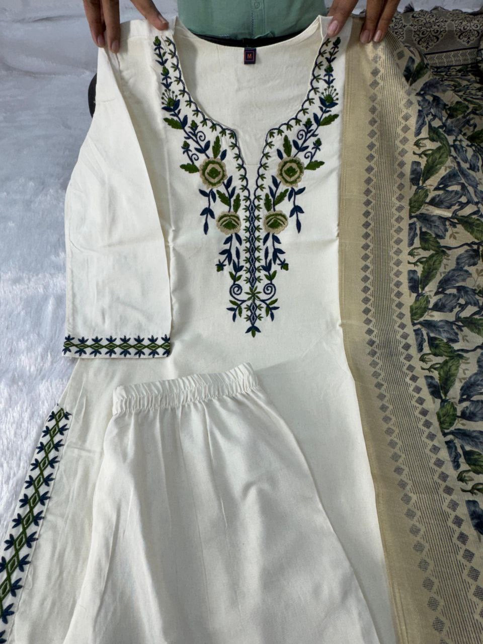 Kurtis set - Laksharaa Sarees