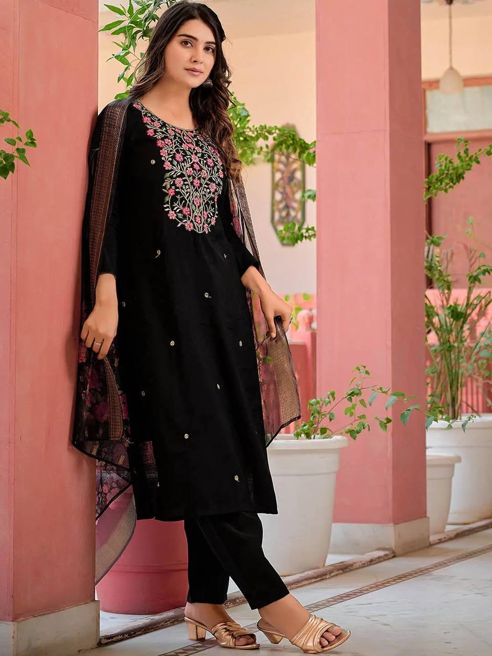 Black Floral Kurti Suit