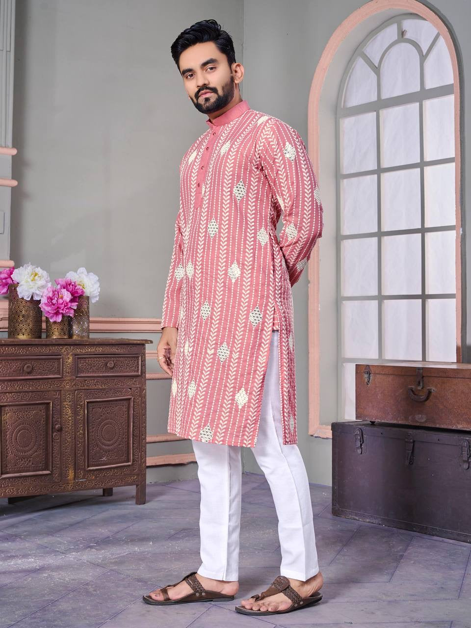 Exquisite thread work Men Kurta