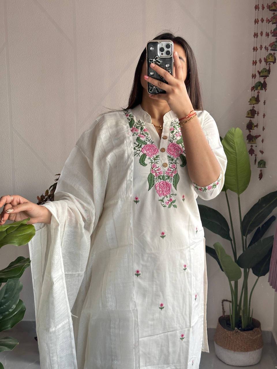Laksharaa Sarees Cream Floral Kadhi Cotton Kurti Set Cream