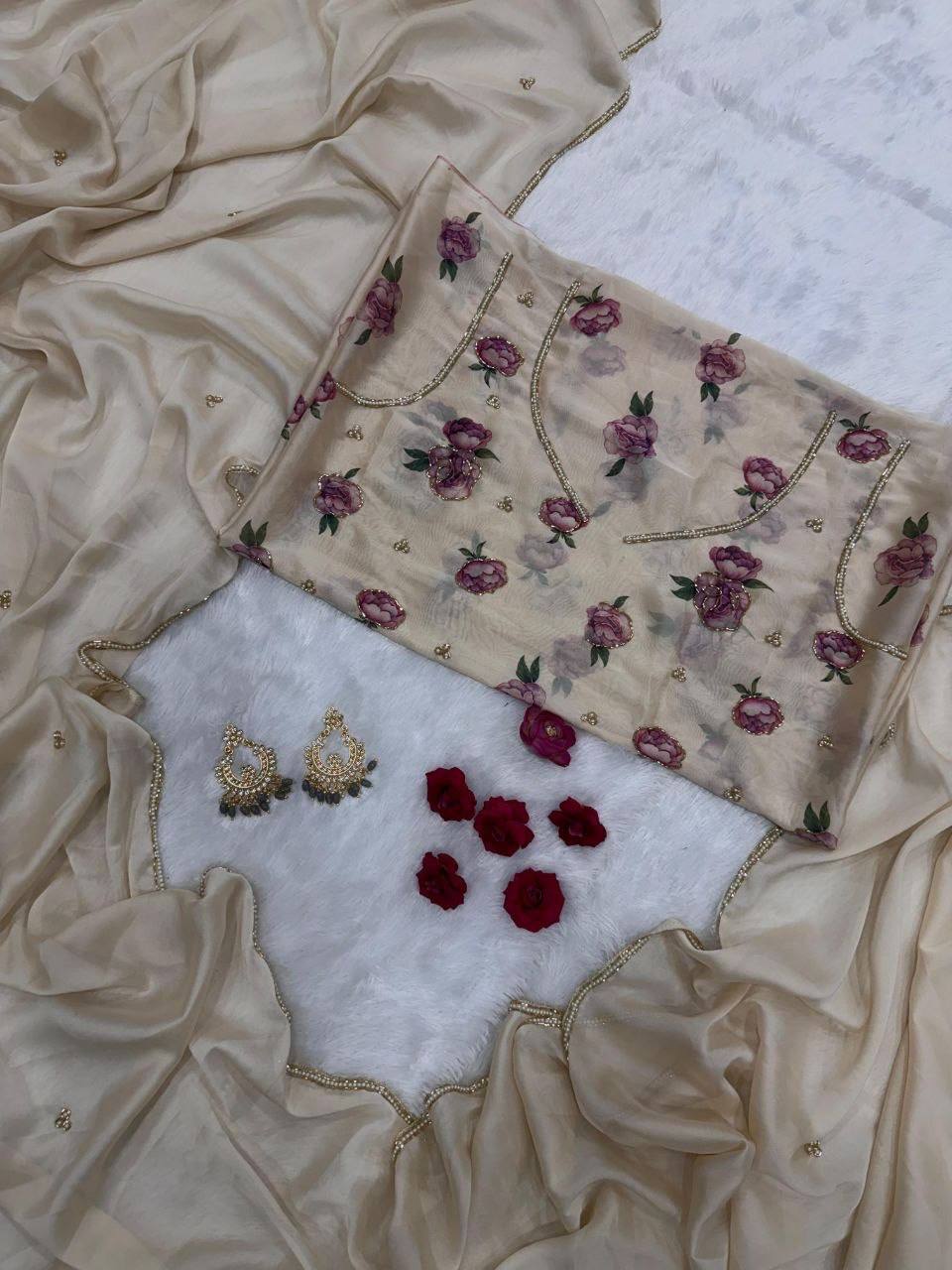 Laksharaa Sarees MALEENA Soft Bloom Georgette Saree Cream