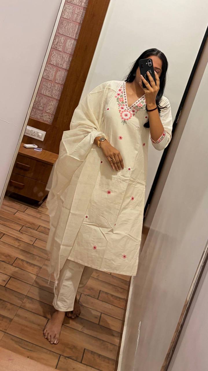 Laksharaa Sarees Kadhi cotton Kurti Set Off-White Full View