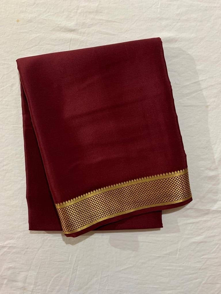 Mysore Crepe Saree x Small Border