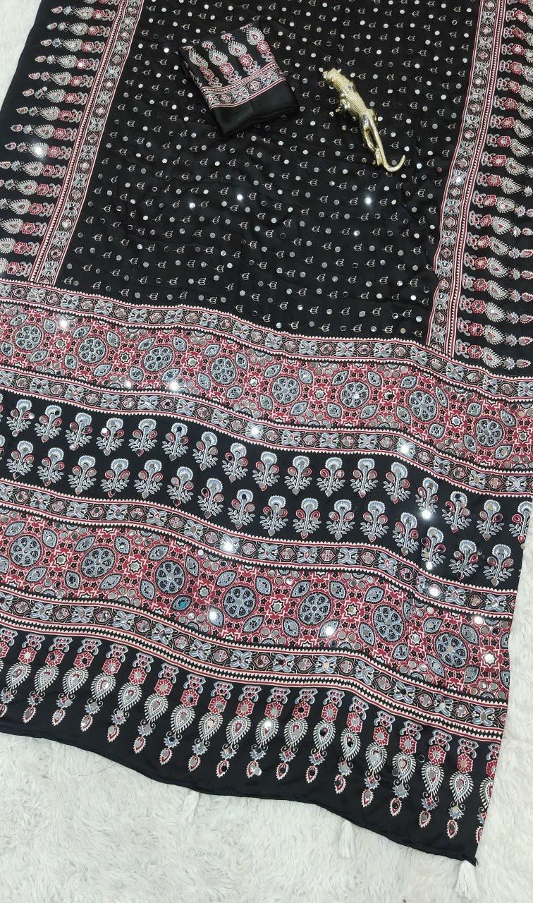 SOMIYA Black — actual saree fabric and print detail
