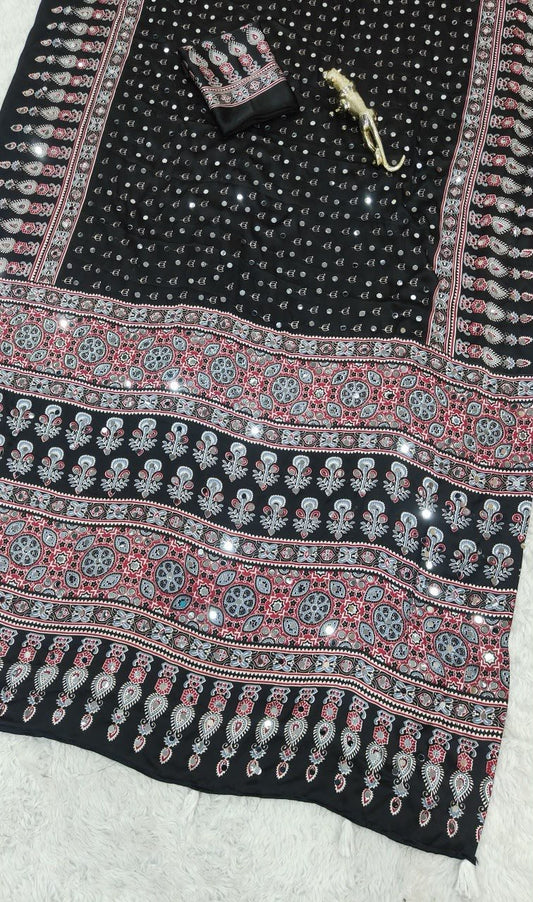 SOMIYA Black — actual saree fabric and print detail