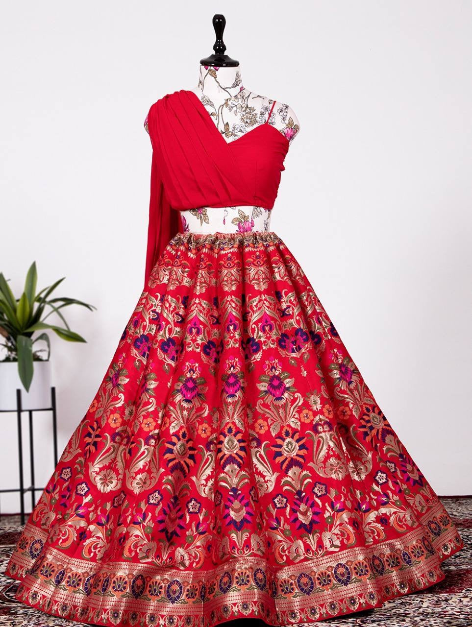 Amiraa Lehenga ( Blouse readymade)